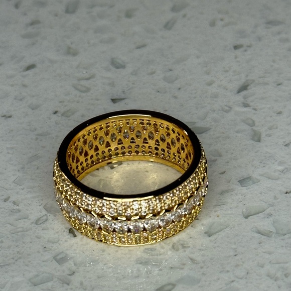 18KT GOLD PLATED FILIGREE RING WITH ZIRCONIAS - Picture 5 of 16